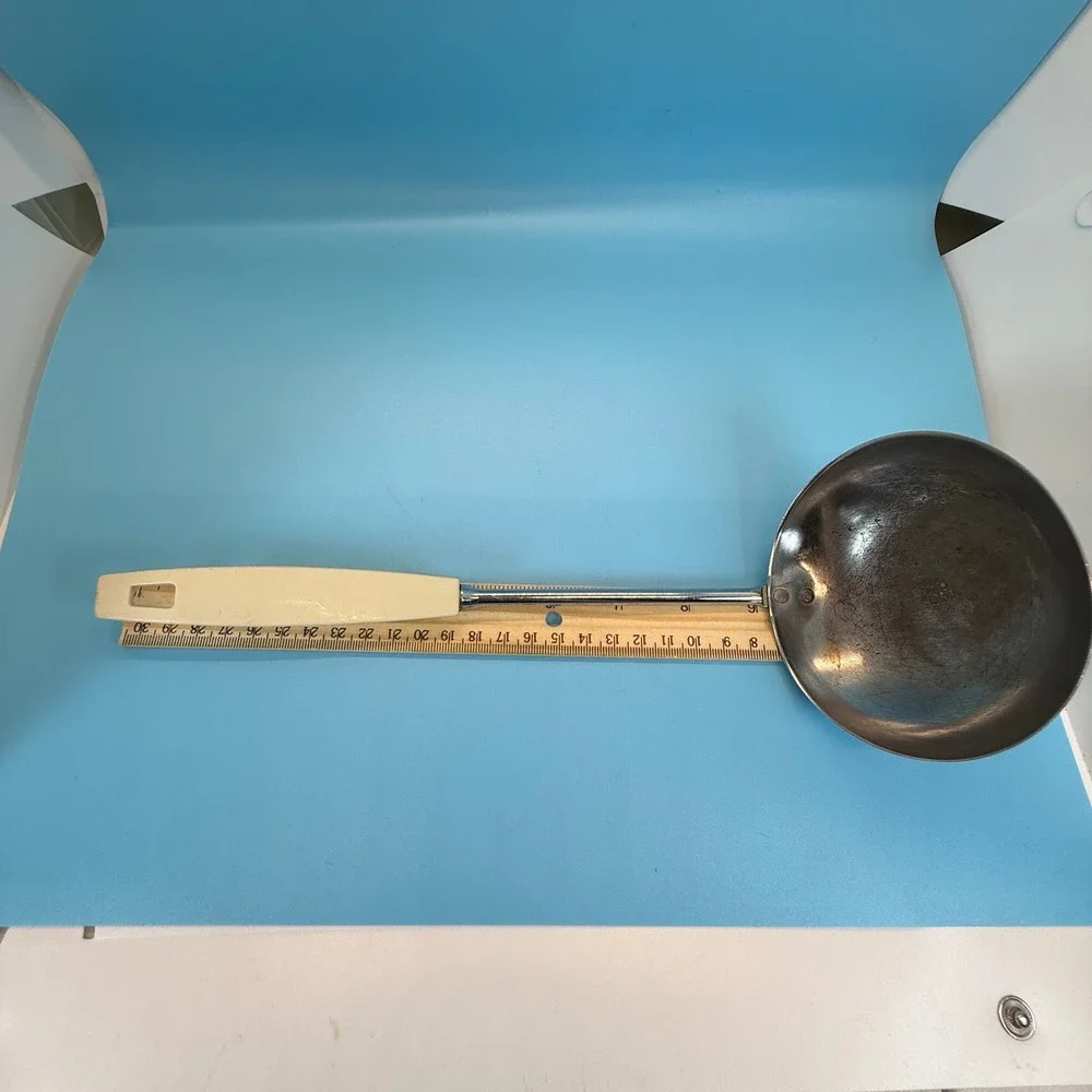 VTG Ekco Soup Ladle USA Stainless Steel Cream Plastic Handle MCM Retro Utensil‎
